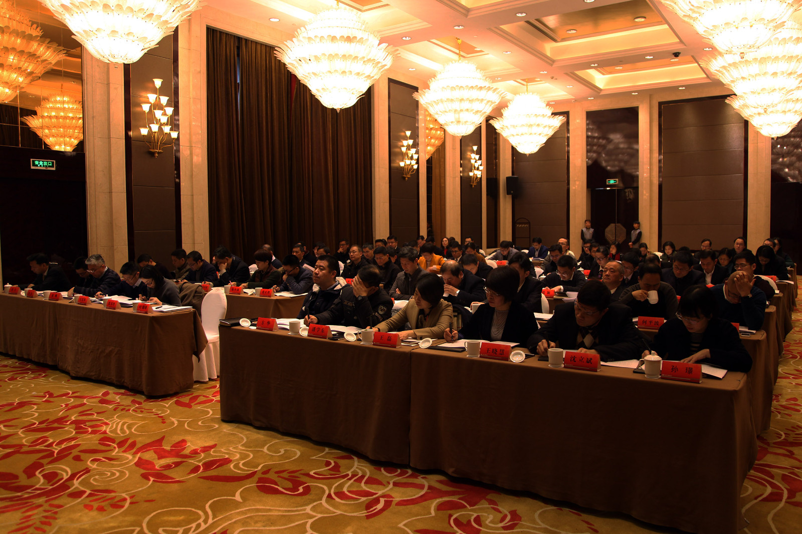 1518177536874503.jpg 前景.jpg