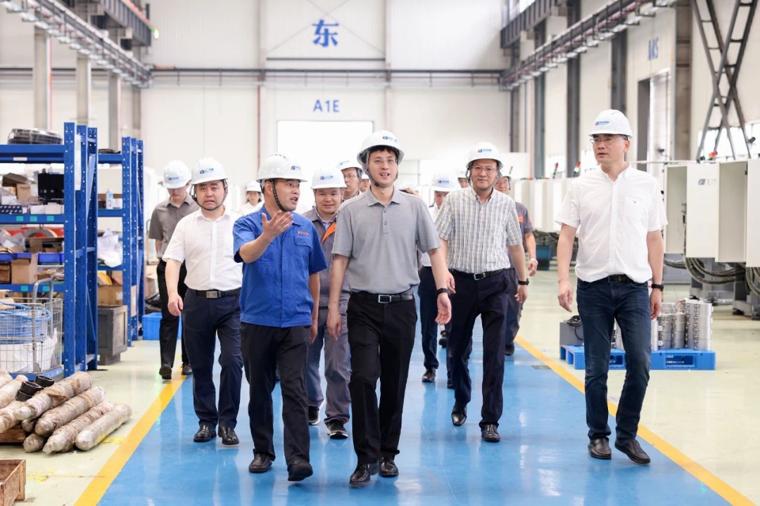 德清縣委副書記、縣長王波赴申達公司調研